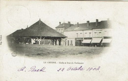 08-LE CHESNE-HALLE ET RUE DU PARLEMENT- - Le Chesne