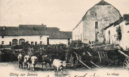Chiny Sur Semois  Le Village Bien Animée Charrue Vaches Voyagé En 1904 - Chiny