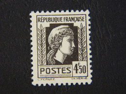 République Française Postes 4 F 50 Dentelé Série D'Alger Y&T 644 Noir Neuf Non Oblitéré - 1944 Hahn Und Marianne D'Alger