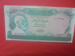 LIBYE 10 DINARS 1980 Circuler (B.28) - Libië