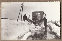 CPSM 48 - AUMONT - Le Chasse Neige - SUPERBE PLAN CAMION De Face - ANIMATION Sur Route - Aumont Aubrac