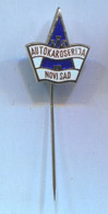 Autokaroserija Novi Sad Serbia, Vintage Pin Badge Abzeichen, Enamel - Transports