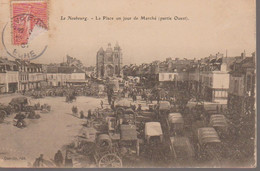 LE NEUBOURG - PLACE DU MARCHE - Le Neubourg