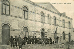 Legé * Façade De La Mairie * Militaires Militaria - Legé