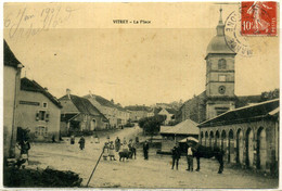 Cpa  Vitrey (70)  Place Centrale Du Village,  Animée - Vitrey-sur-Mance