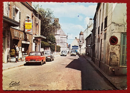 CPSM Grand Format - Ablis -(Yvelines ) - Rue Pierre Trouvé(auto, Voiture Ancienne) - Ablis