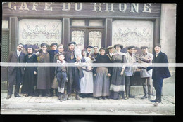 LE CAFE DU RHONE   D APRES PLAQUE PHOTO OU CARTE ANCIENNE COLORISEE PAR MES SOINS - Cafes