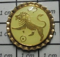 3119 PINS PIN'S / Beau Et Rare : ANIMAUX / LION ZODIAQUE ASTROLOGIE - Animaux