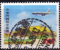 TAIWAN  (FORMOSE) - Boeing 737 Au-dessus Du Sun Yat-sen Memorial Hall - Usados