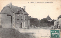 CPA FRANCE - 18 - VINON - Le Bourg Vue Prise Du Haut - Mairie - Sonstige & Ohne Zuordnung