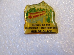 PIN'S    CHEMIN DE FER   CHAMONIX  MONTENVERS   MER DE GLACE - TGV