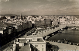 1960 GALICIA , LA CORUÑA , T.P. NO CIRCULADA , PASEO DE LA MARINA , ED. ARTIGOT N 32 - La Coruña