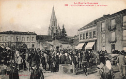 Boulogne Sur Gesse * Place , Le Foirail * Jour De Marché Foire - Autres & Non Classés