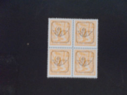 BELGIQUE  - EN BLOCS DE 4    N° 814    Année  1984/ 85  Neuf XX   Sans Charnieres Voir Photo - Typografisch 1967-85 (Leeuw Met Banderole)