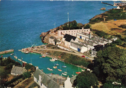 Ile De Groix * Vue Aérienne Sur Port Lay * L'école De Voile Et La Plage - Groix