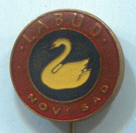 Swan Schwan - Labud Novi Sad, Vintage Pin Badge Abzeichen - Animaux