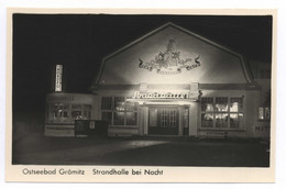 2433 Ostseebad Grömitz Strandhalle Bei Nacht - Groemitz