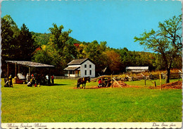 Tennessee Smoky Mountains Cades Cove Near Townsend Making Sorghum Molasses At Becky Cable Farm - Smokey Mountains