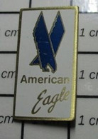 2122 Pin's Pins / Beau Et Rare /  ANIMAUX / OISEAU AMERICAN EAGLE AIGLE - Animaux