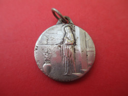 Petite Médaille Religieuse Ancienne/CHASSE De Sainte GENEVIEVE/ Nickel  / Fin XIXéme- Début XXéme               CAN614 - Religion & Esotericism