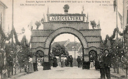 St Bonnet De Joux  Concours Agricole 1911  Place Du Champ De Foire - Expositions