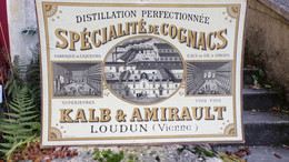 86-LOUDUN- RARE PLAQUE CARTON PUBLICITAIRE DISTILLERIE KALB & AMIRAULT-FABRIQUE LIQUEURS EAUX DE VIE-SIROP VINS FINS - Plaques En Carton