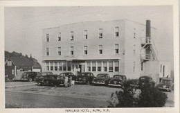 Parkland Hotel, Alma, New Brunswick  Vintage Cars  R. P. P. C. - Sonstige & Ohne Zuordnung