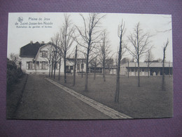 CPA Plaine De Jeux De ST SAINT JOSSE TEN NOODE 1930 Habitation Gardien Et Bureau - St-Joost-ten-Node - St-Josse-ten-Noode