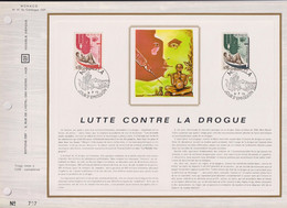 Lutte Contre La Drogue N°903 904  Monaco 3 7 72 Encart Perforé 1er Jour - Covers & Documents