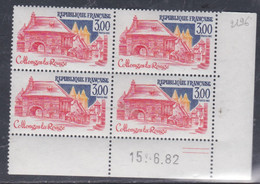 France  N° 2196 XX Sites : Collonges-la-Rouge En Bloc De 4 Coin Daté Du  15 . 6 . 82 ; 2 Traits Sans Charnière, TB - 1980-1989