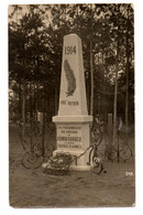 Koenigsbruck Le Camp De Prisonniers - Le Monument Aux Morts, Inscription En Français - Koenigsbrueck