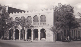 CPSM DJIBOUTI-écrite-grands Comptoirs Français-place Ménélick - Djibouti