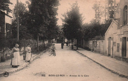 Bois Le Roi - Avenue De La Gare - Postes Et Télégraphes - Ptt - Bois Le Roi