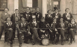 Ternay * Carte Photo * La Classe , Les Conscrits 1933/34 * Villageois - Otros & Sin Clasificación