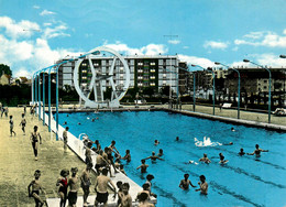 Thionville * La Piscine * Baigneurs - Thionville