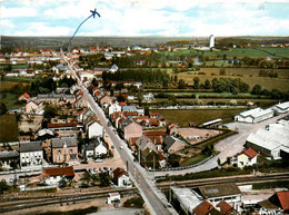 Cercy La Tour * Le Quartier De La Gare Et Vue Générale Aérienne Du Village * Ligne Chemin De Fer Nièvre - Andere & Zonder Classificatie