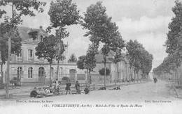 Foulletourte      72         Hôtel De Ville Et Route Du Mans   N°1531     (voir Scan) - Altri & Non Classificati