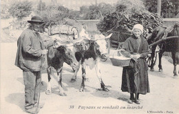 CPA COMMERCE - 38 - Paysans Se Rendant Au Marché - Boeuf - L'Hirondelle PARIS - Markets