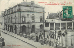 CHATEAUVILLAIN - école Communale Des Garçons. - Chateauvillain