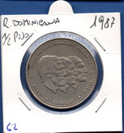 DOMINICAN REPUBLIC - 1/2 Peso 1987 -  See Photos -  Km 62 - Dominicaine