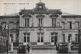 Maule. L'entrée De L'hotel De Ville. - Maule