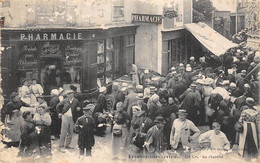 Fresnay Sur Sarthe      72         Un Coin Du Marché     - Pharmacie -      (voir Scan) - Other & Unclassified