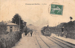 Fresnay Sur Sarthe      72         Intérieur De La Gare. Train      (voir Scan) - Autres & Non Classés