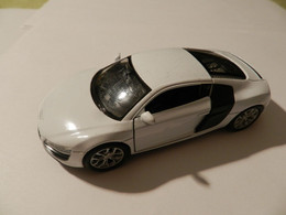 WELLY  ***   Audi R8 V10    ( Nr 43633     )     ***  1926  ***  1/43 - Welly