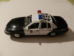 WELLY  ***   Ford Crown Victoria    ( Nr      )     ***  3874  ***  1/43 - Welly