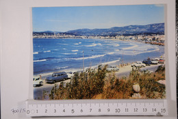 SIX FOURS LES PLAGES Var 83 : Plage De Bonnegrace / Automobile à Identifier ? - Six-Fours-les-Plages