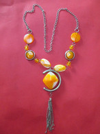 BIJOU COLLIER FANTAISIE ORANGE 76 Cm - Colliers/Chaînes