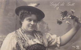 AK Grüß Di Gott - Frau In Tracht - 1909 (62670) - Bekende Personen