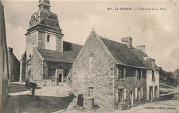 Le Faouet * Place , Rue , Vieux Puits Et église Du Village * Villageois - Le Faouet