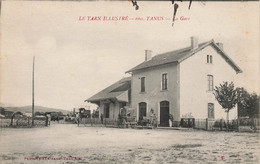 Tanus * Place De La Gare Du Village * Ligne Chemin De Fer - Andere & Zonder Classificatie